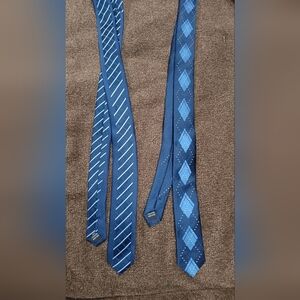 Modern Slim Necktie Set of 2 Blue Designer Men Ties EUC
